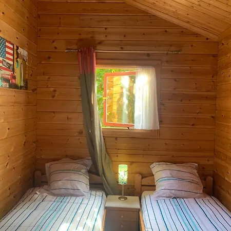 16 Paquerette Chalet